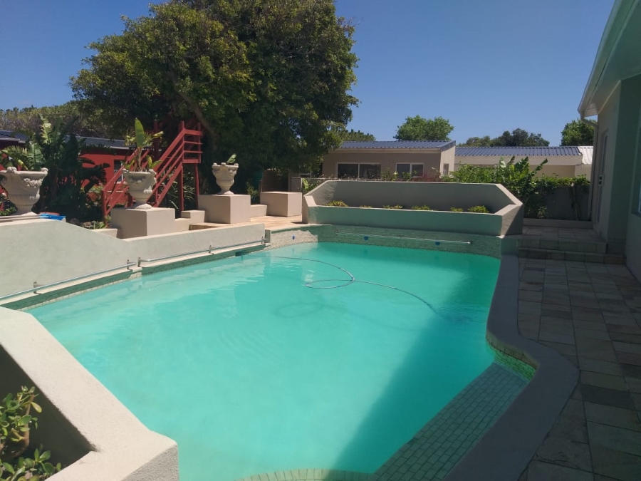 10 Bedroom Property for Sale in Klawer Western Cape